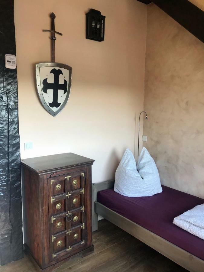 Ferienwohnung Wachstube Mit 3 Schlafraeumen Im Rittergut Leppersdorf Wachau Eksteriør bilde